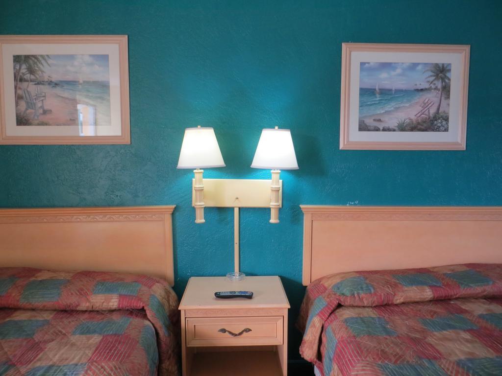Skyway Motel Дейтона-Біч Номер фото